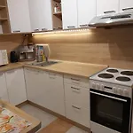 Balatonszemesi Nyaralohaz بيت للعطل Balatonszárszó