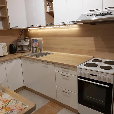 Balatonszemesi Nyaralohaz Dom wakacyjny Balatonszárszó
